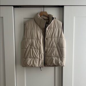Stylish Beige Puffer Vest for Women